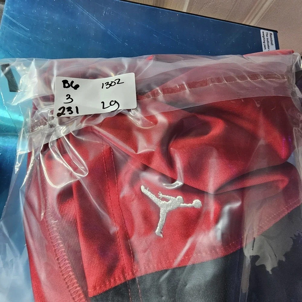Jordan Men‎ Activewear Shorts L Red Jumpman Durasheen Dazzle Basketball